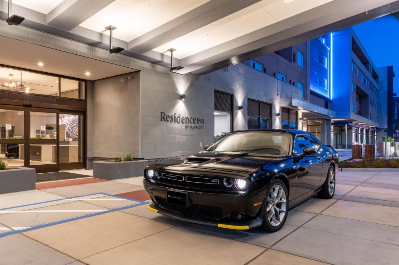 By Marriott San Francisco Airport Station - Connected To Bart Hotel Millbrae